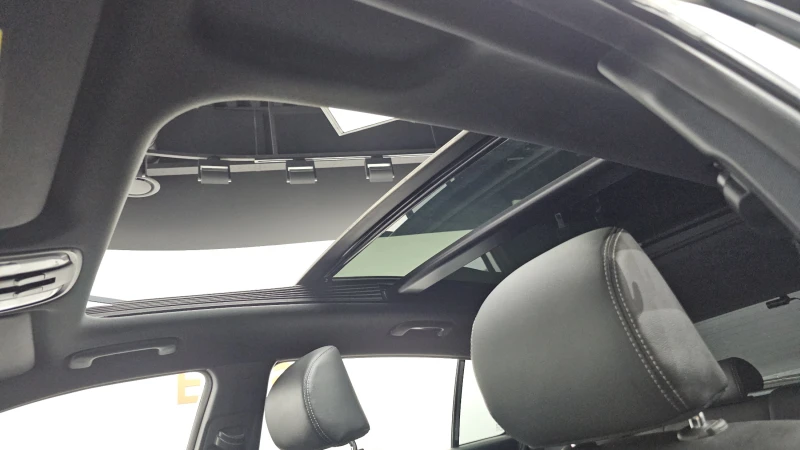 Kia Sportage 2.0 2WD NOBLESSE , снимка 17 - Автомобили и джипове - 52463561