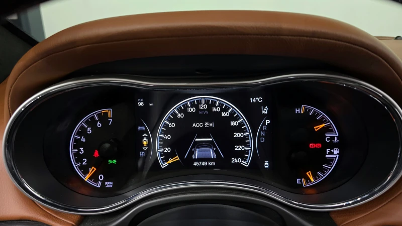 Jeep Grand cherokee 3.6 SUMMIT WK2 autogeorge.com, снимка 8 - Автомобили и джипове - 52801655