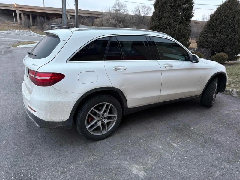 Mercedes-Benz GLC * 300 * CARFAX * БЕЗ ПЪРВОНАЧАЛНА ВНОСКА, снимка 3 - Автомобили и джипове - 53089575