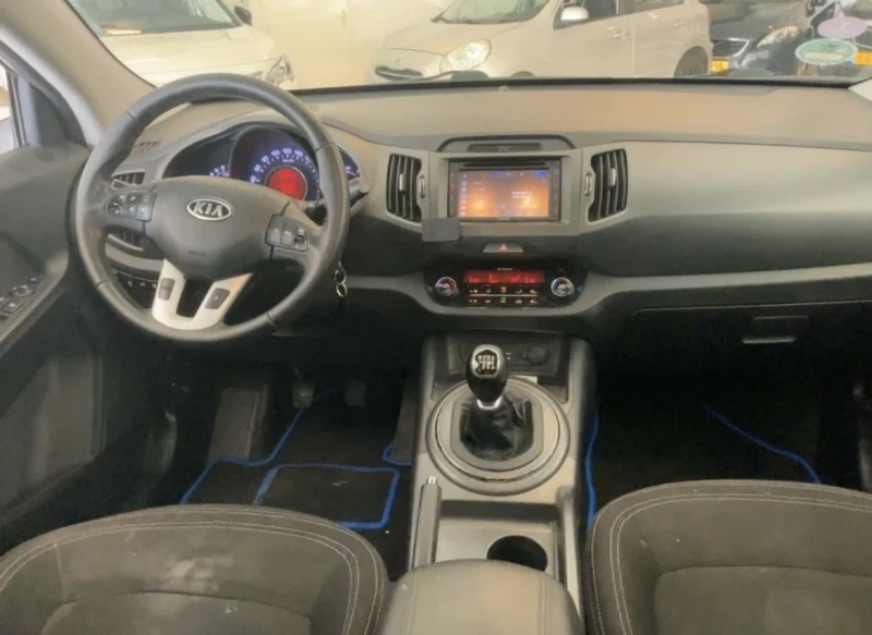 Mitsubishi ASX 1.6 GAZ, снимка 6 - Автомобили и джипове - 53468150