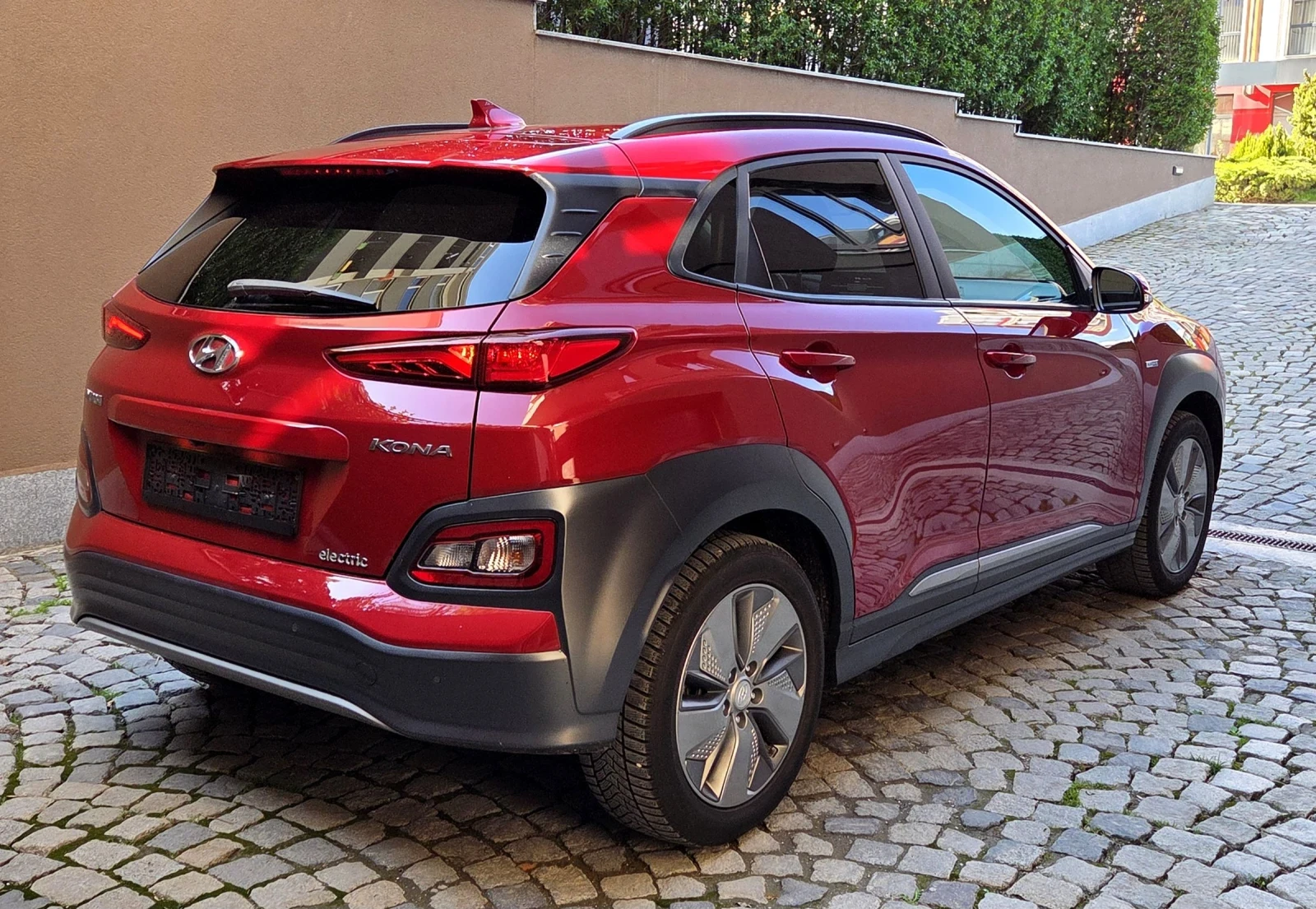 Hyundai Kona 64КWh/Premium/ТЕРМОПОМПА - изображение 4