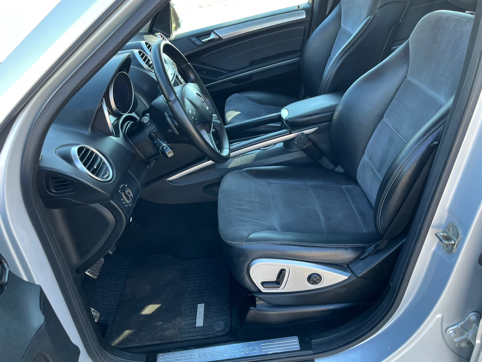 Mercedes-Benz ML 350 4Matic Face Airmatic - изображение 9