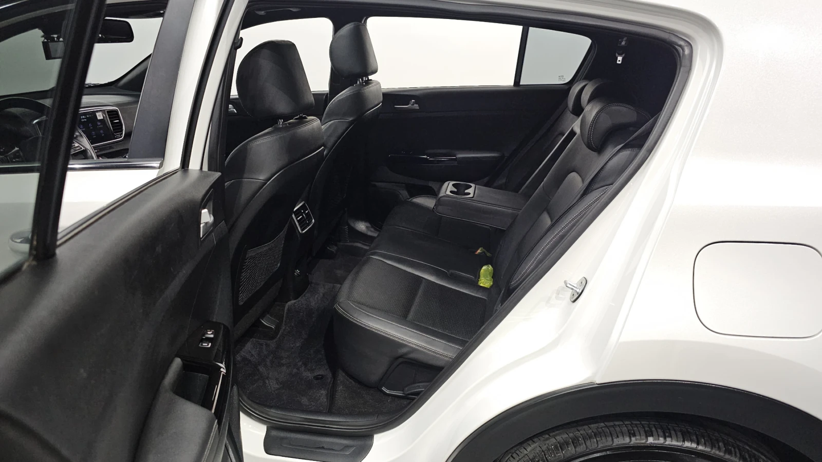 Kia Sportage 2.0 2WD NOBLESSE  - изображение 10