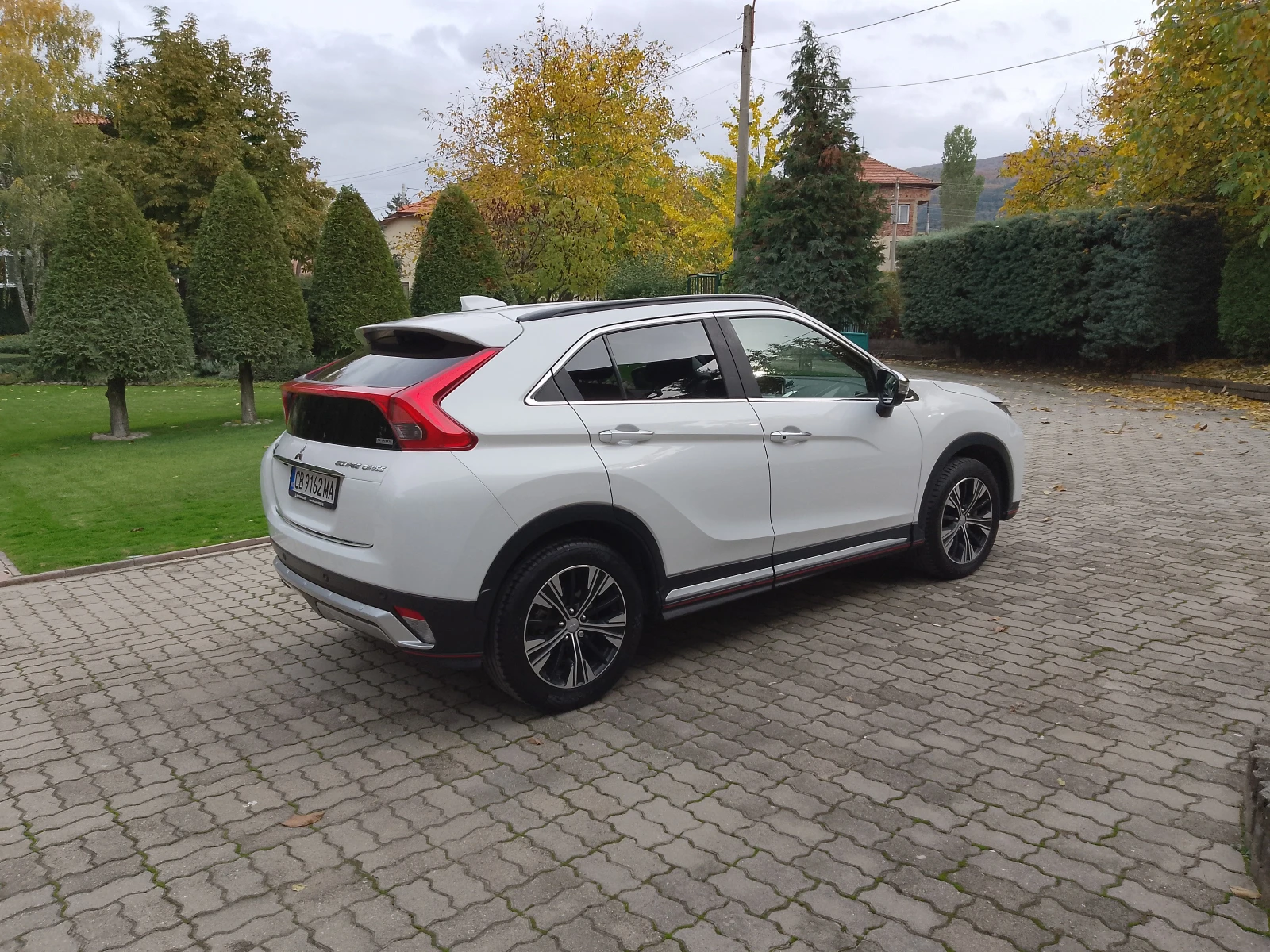 Mitsubishi Eclipse Cross 52хил - изображение 4