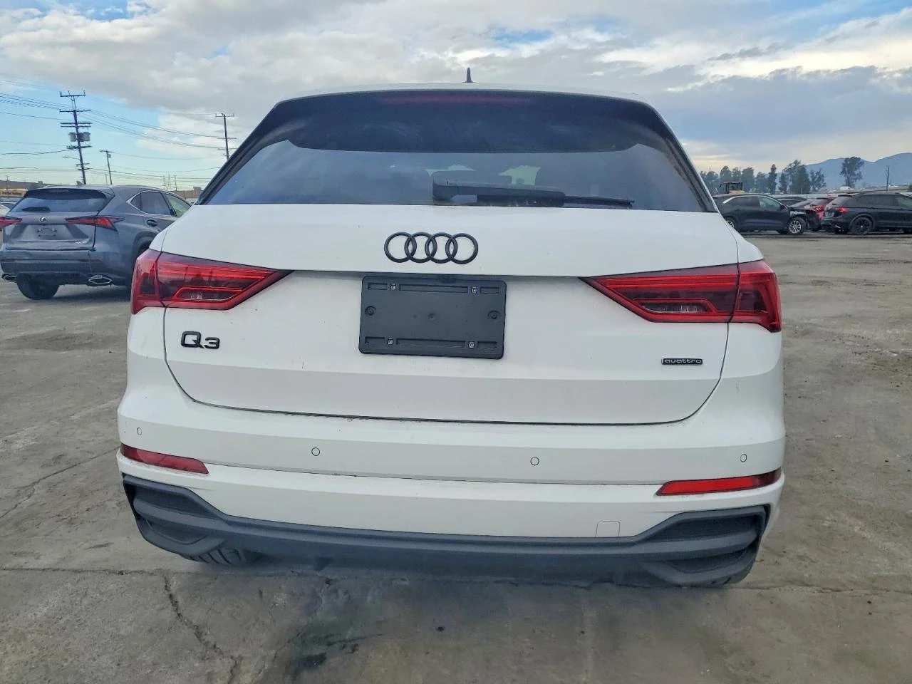 Audi Q3 * PREMIUM* S-LINE* AWD | Mobile.bg � ����������� 5