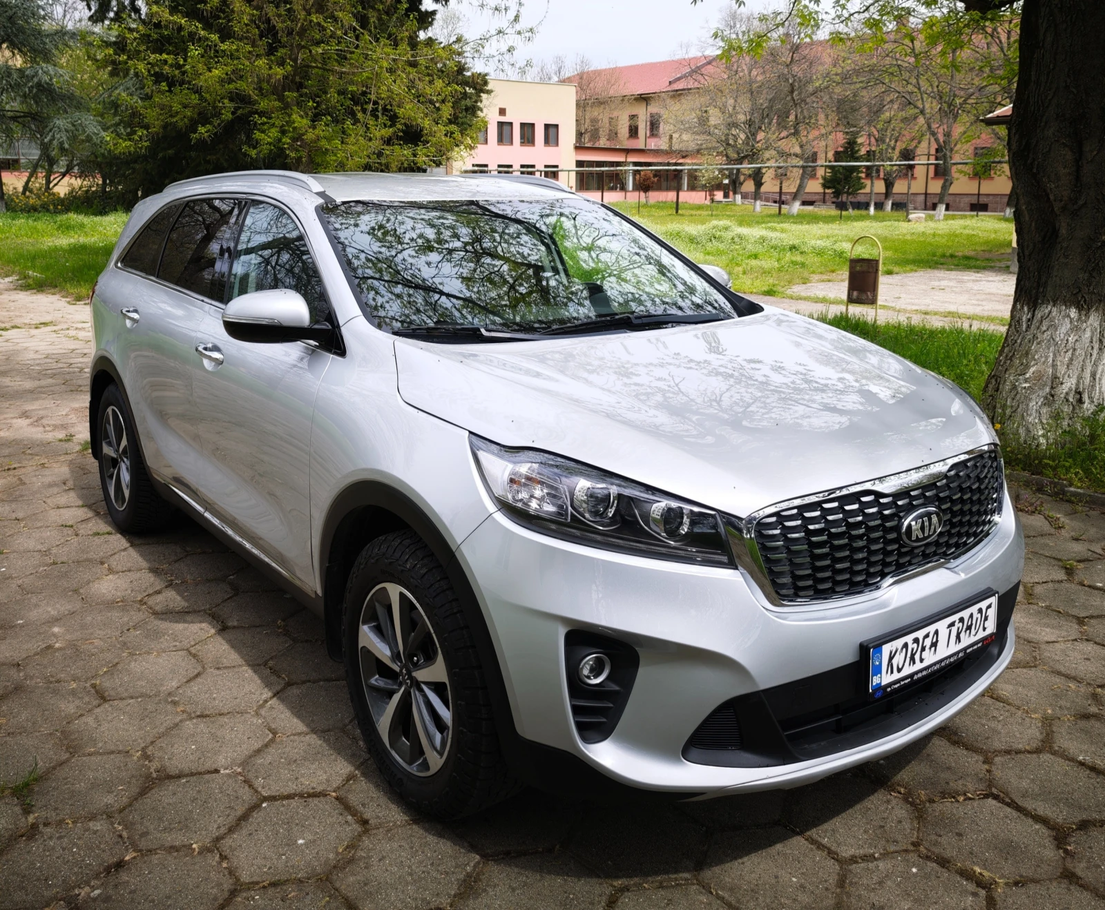 Kia Sorento 2.0 CRDI 4x4 , снимка 2 - Автомобили и джипове - 54202381