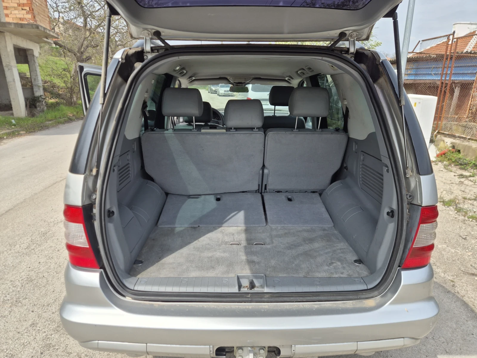 Mercedes-Benz ML 270, снимка 5 - Автомобили и джипове - 54223759