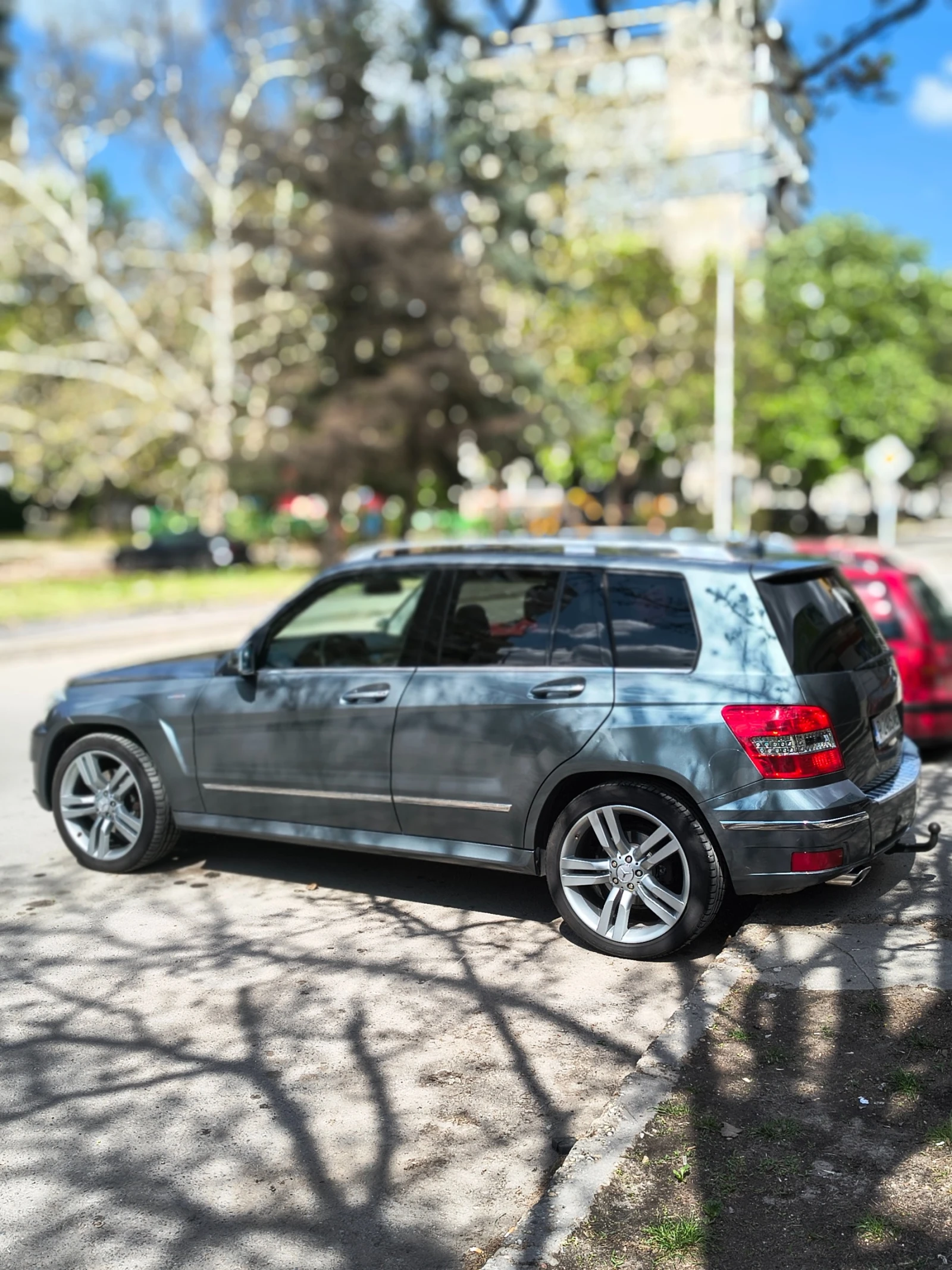 Mercedes-Benz GLK 250-204к.с. 4Matic Full Панорама Кеуless Go Памет , снимка 5 - Автомобили и джипове - 54416851