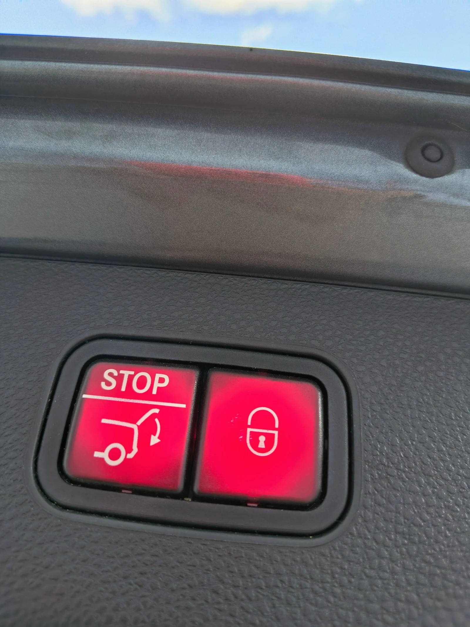 Mercedes-Benz GLK 250-204к.с. 4Matic Full Панорама Кеуless Go Памет , снимка 14 - Автомобили и джипове - 54416851