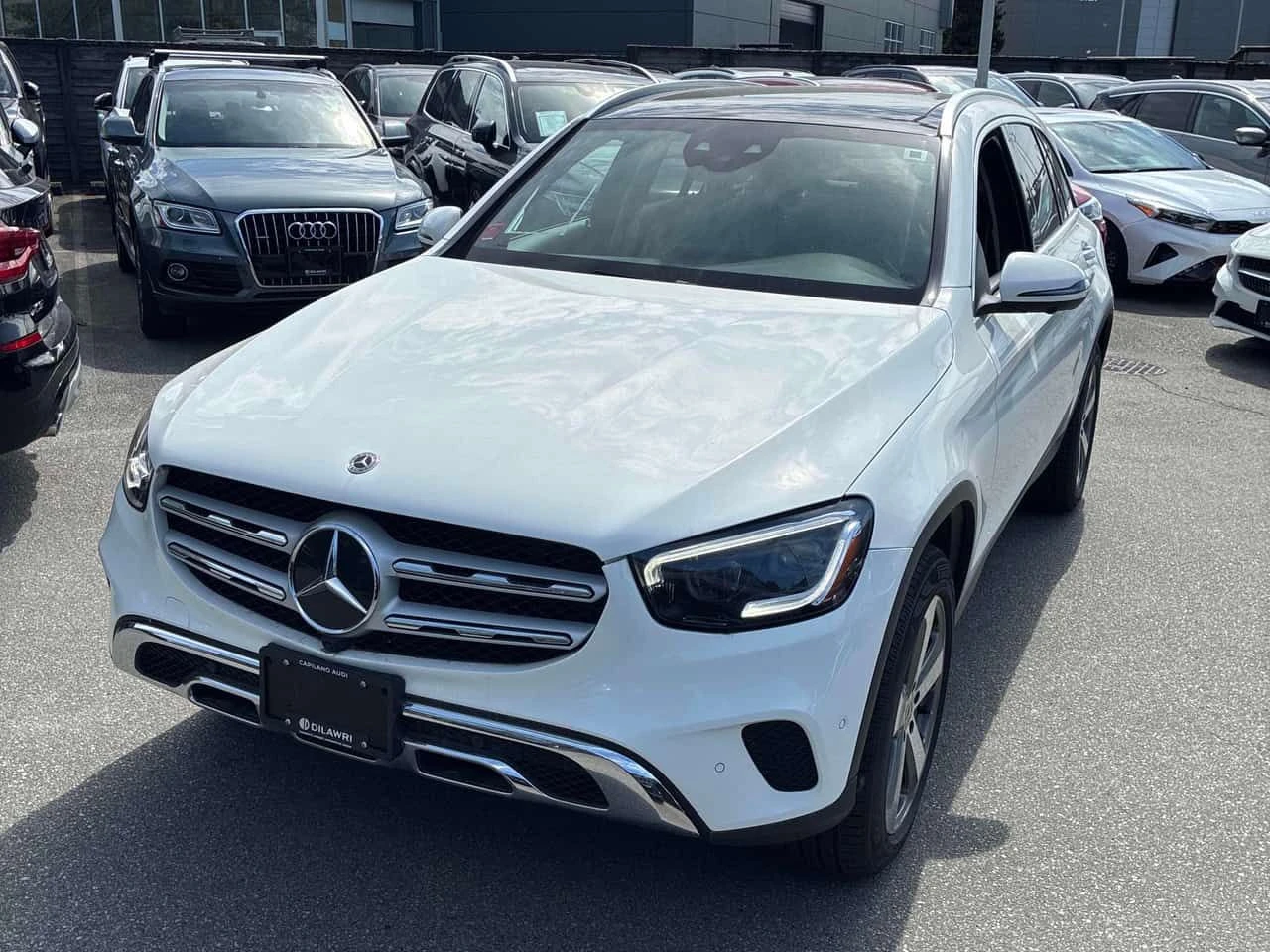 Mercedes-Benz GLC 300 /360/DISTRONIC/АВТОКРЕДИТ