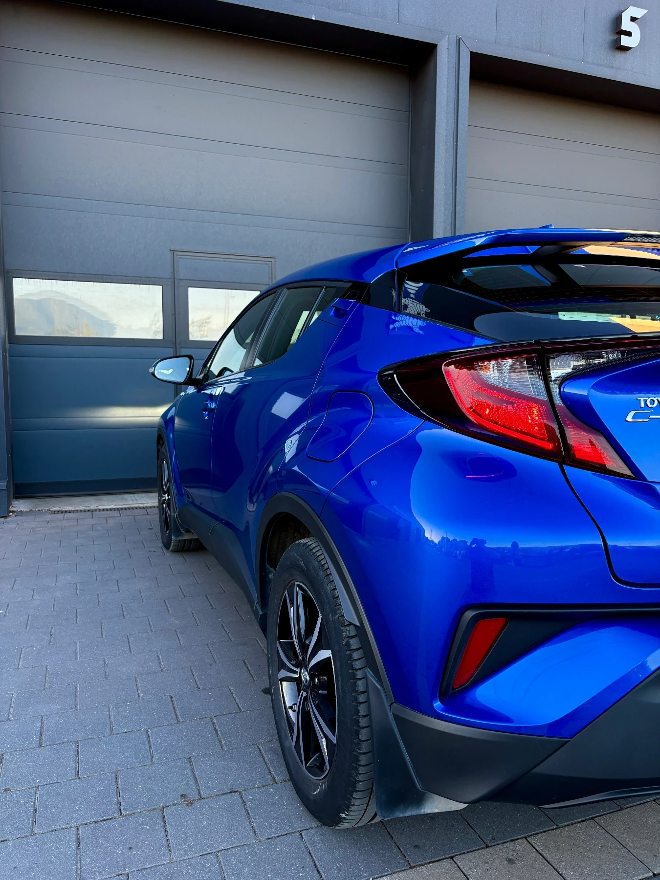 Toyota C-HR Comfort, 1, 8 hibrid, 21к. км, като нова, , снимка 8 - Автомобили и джипове - 54839247