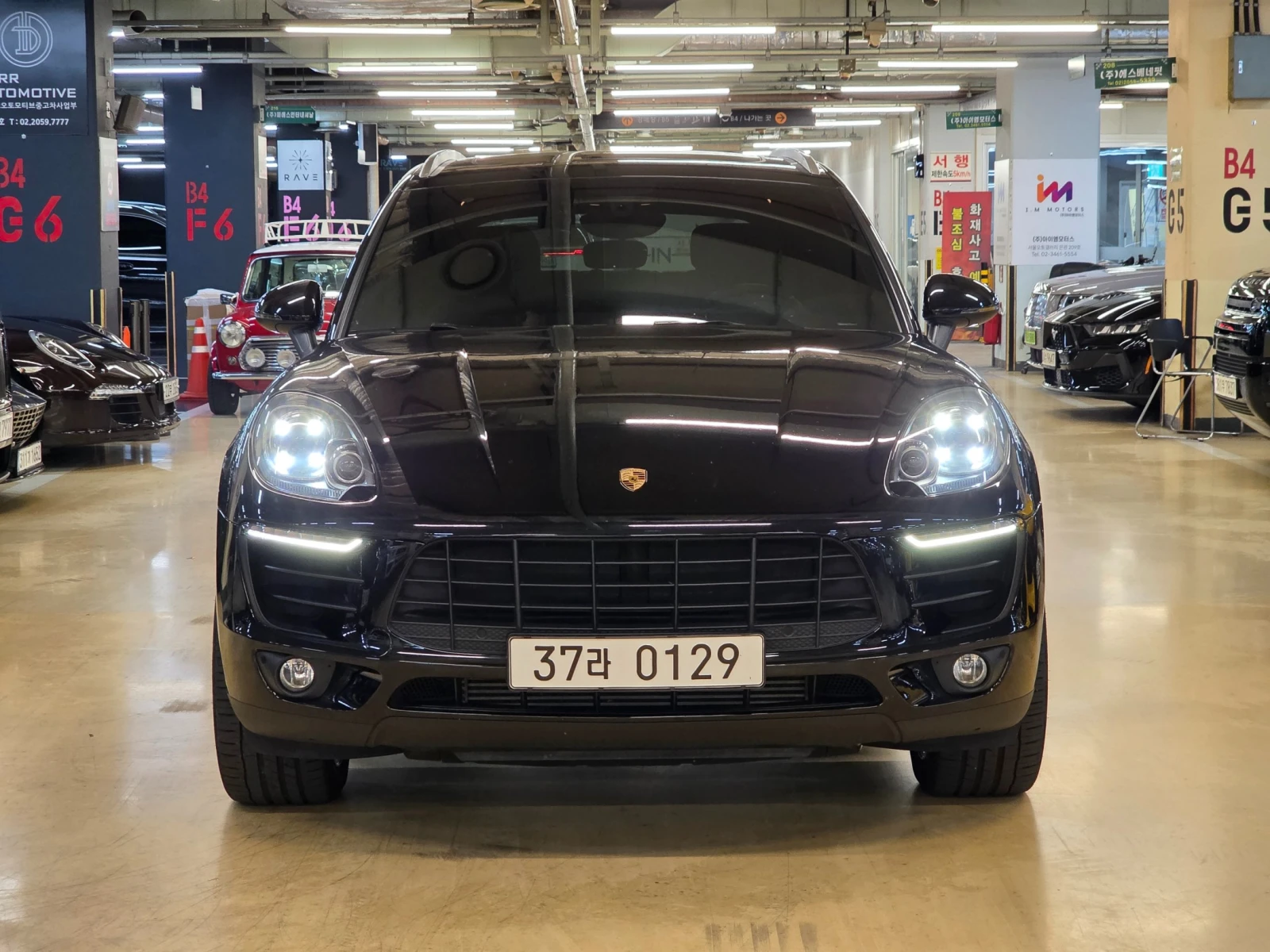 Porsche Macan S Diesel* ЕЛ. БАГАЖНИК* ПОДГРЕВ ВОЛАН* КРАЙНА ЦЕНА, снимка 1 - Автомобили и джипове - 55271966