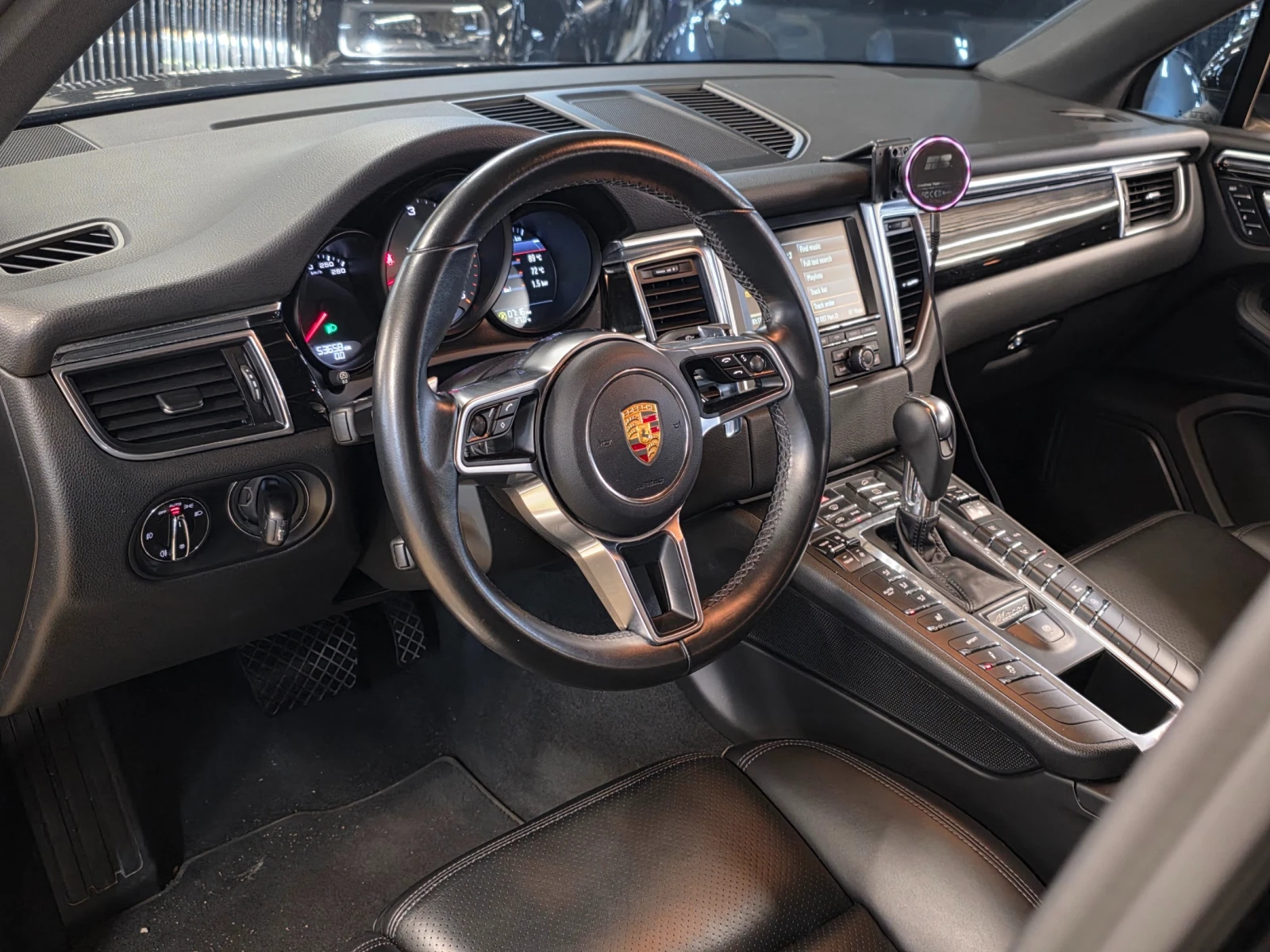 Porsche Macan S Diesel* ЕЛ. БАГАЖНИК* ПОДГРЕВ ВОЛАН* КРАЙНА ЦЕНА, снимка 9 - Автомобили и джипове - 55271966