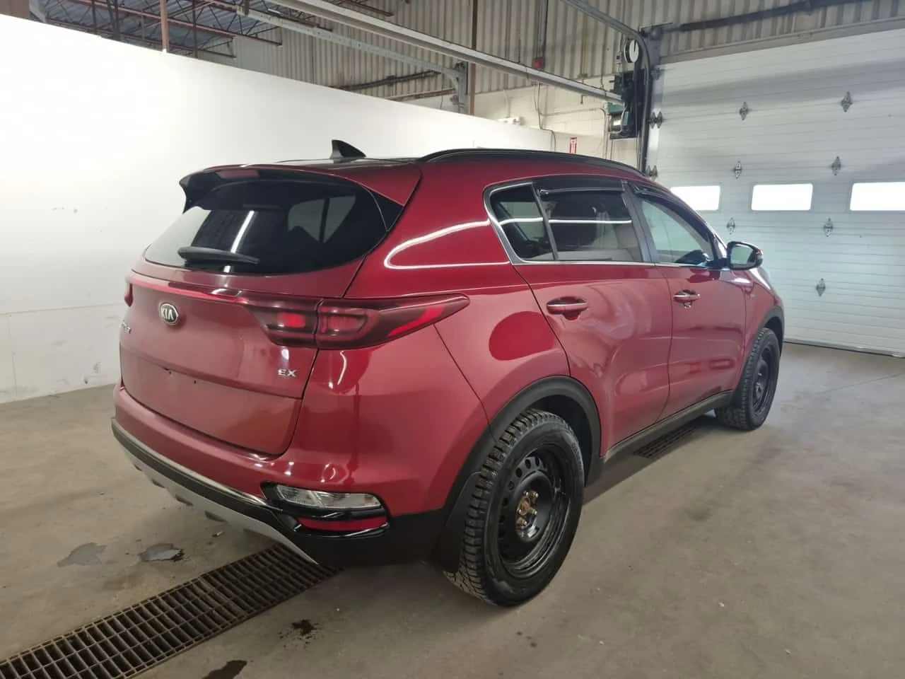 Kia Sportage EX| ПОДГРЕВИ| ПАНО| ЗАДНА КАМЕРА| 2 КЛЮЧА| , снимка 3 - Автомобили и джипове - 55311471