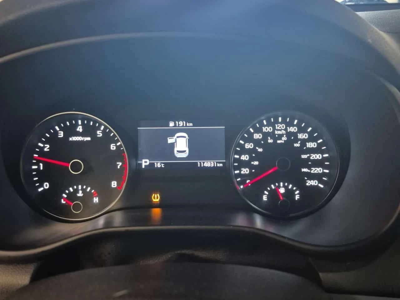 Kia Sportage EX| ПОДГРЕВИ| ПАНО| ЗАДНА КАМЕРА| 2 КЛЮЧА| , снимка 10 - Автомобили и джипове - 55311471