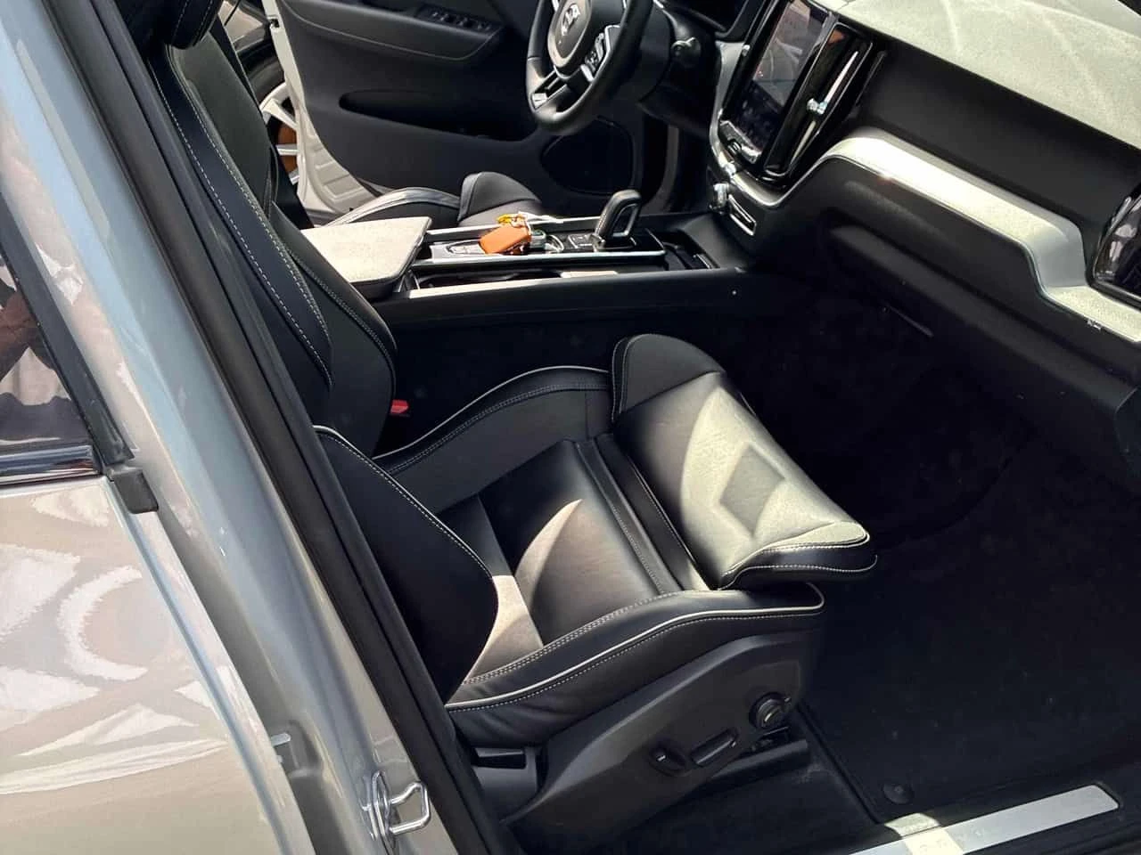 Volvo XC60 R Design  CARFAX | Mobile.bg � ����������� 14