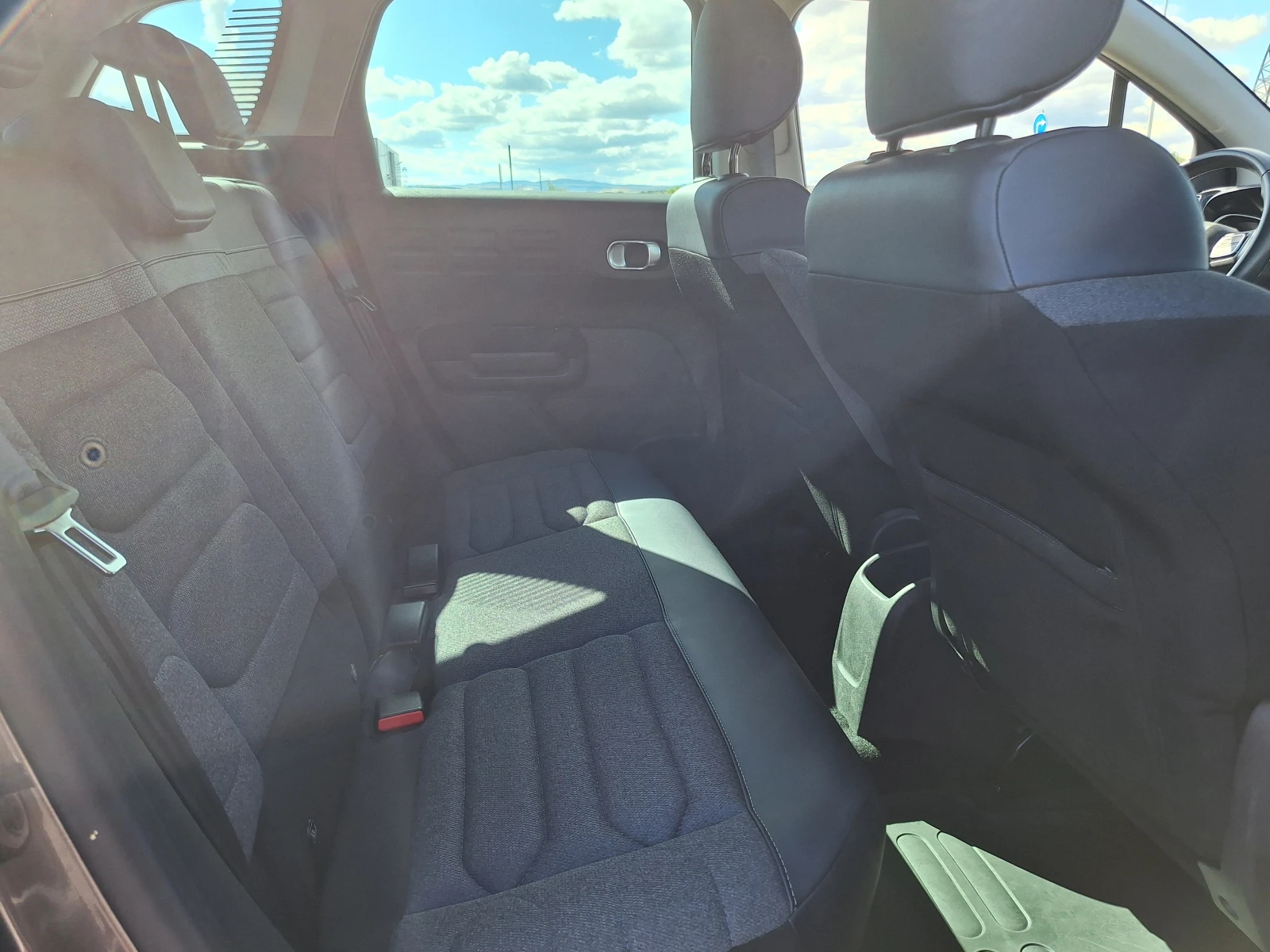 Citroen C3 Aircross FEEL PACK PureTech 110 S&S BVM6  , снимка 10 - Автомобили и джипове - 56271279