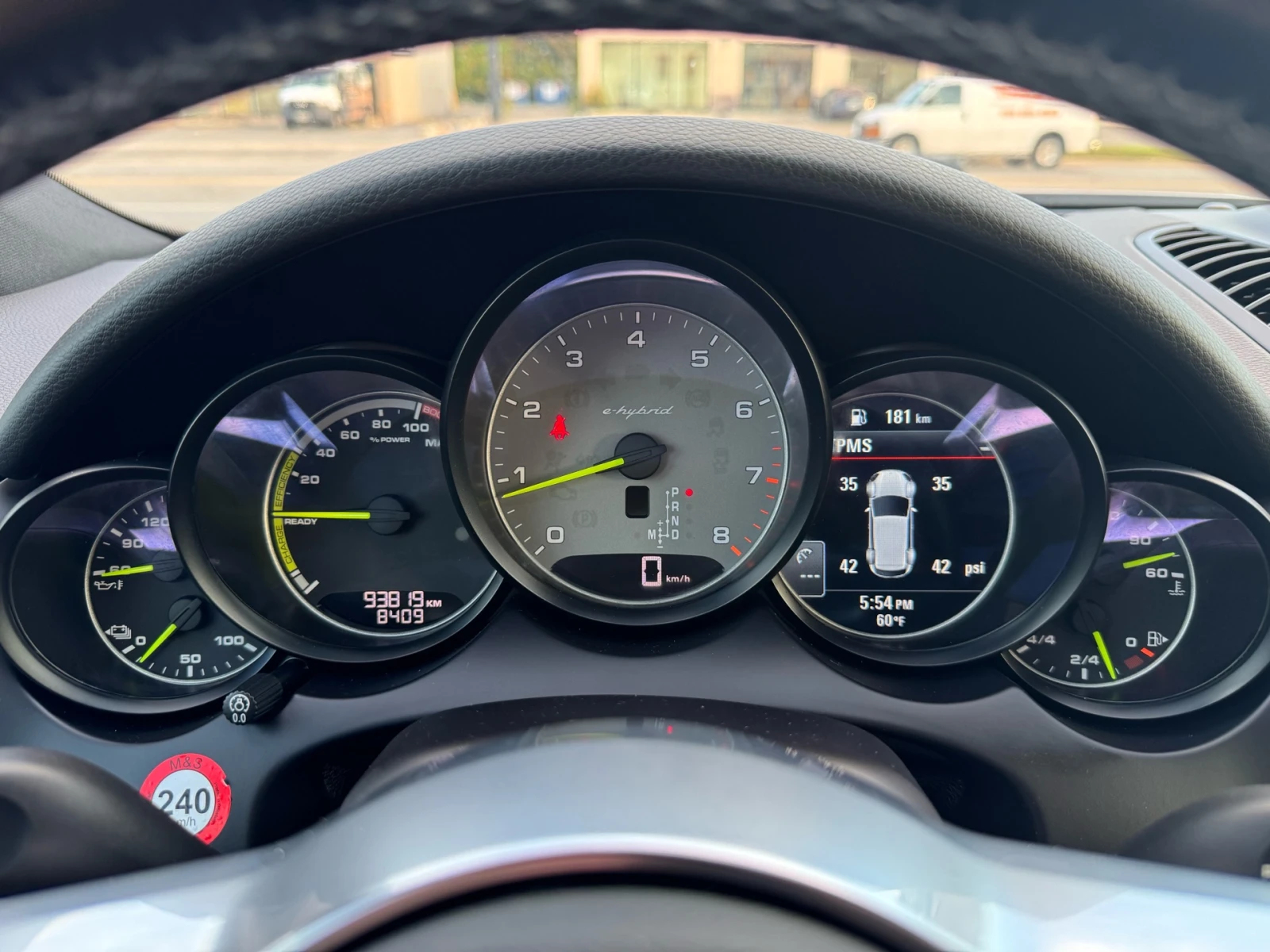 Porsche Cayenne S E-Hybrid* * ПЛАТИНУМ* * ПАНОРАМА* * , снимка 9 - Автомобили и джипове - 56577040