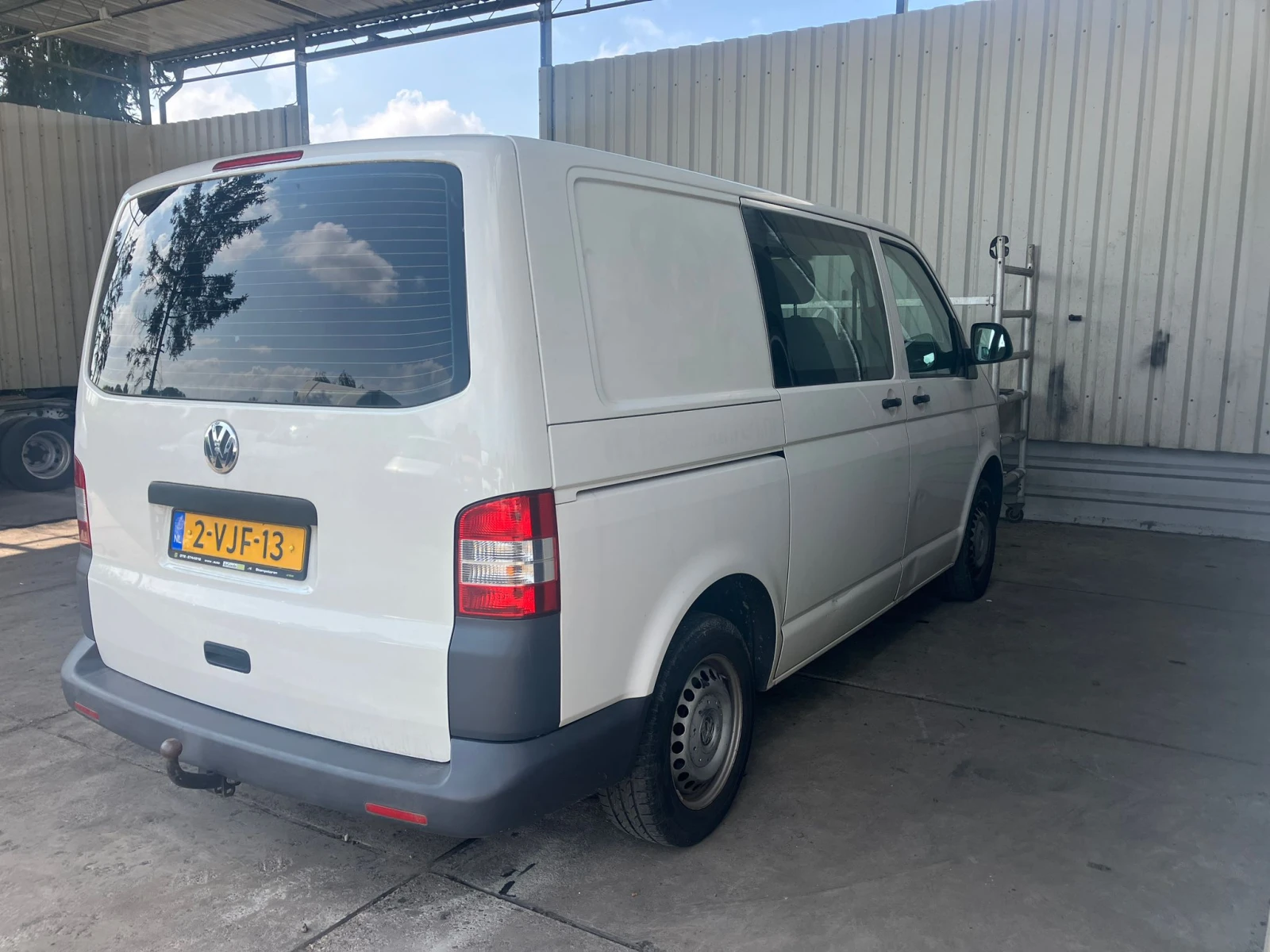 VW Transporter 2.0 - изображение 2