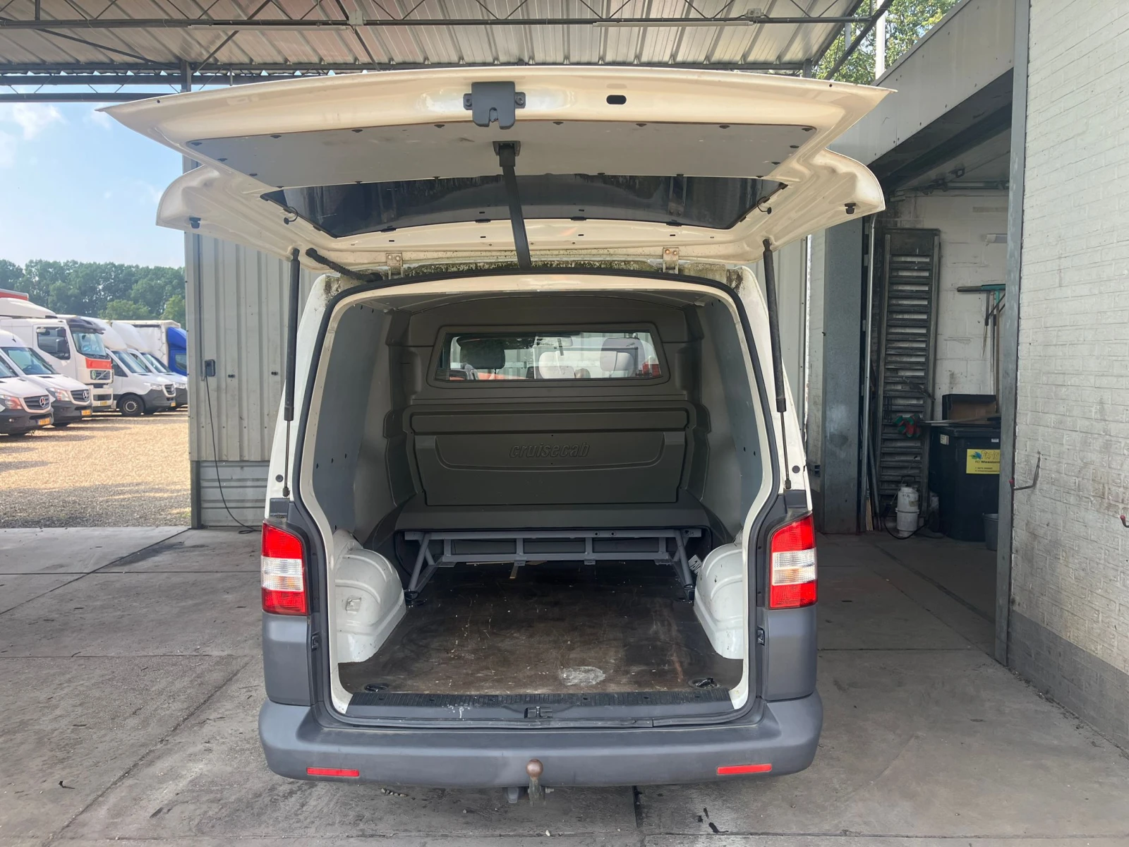 VW Transporter 2.0 - изображение 5