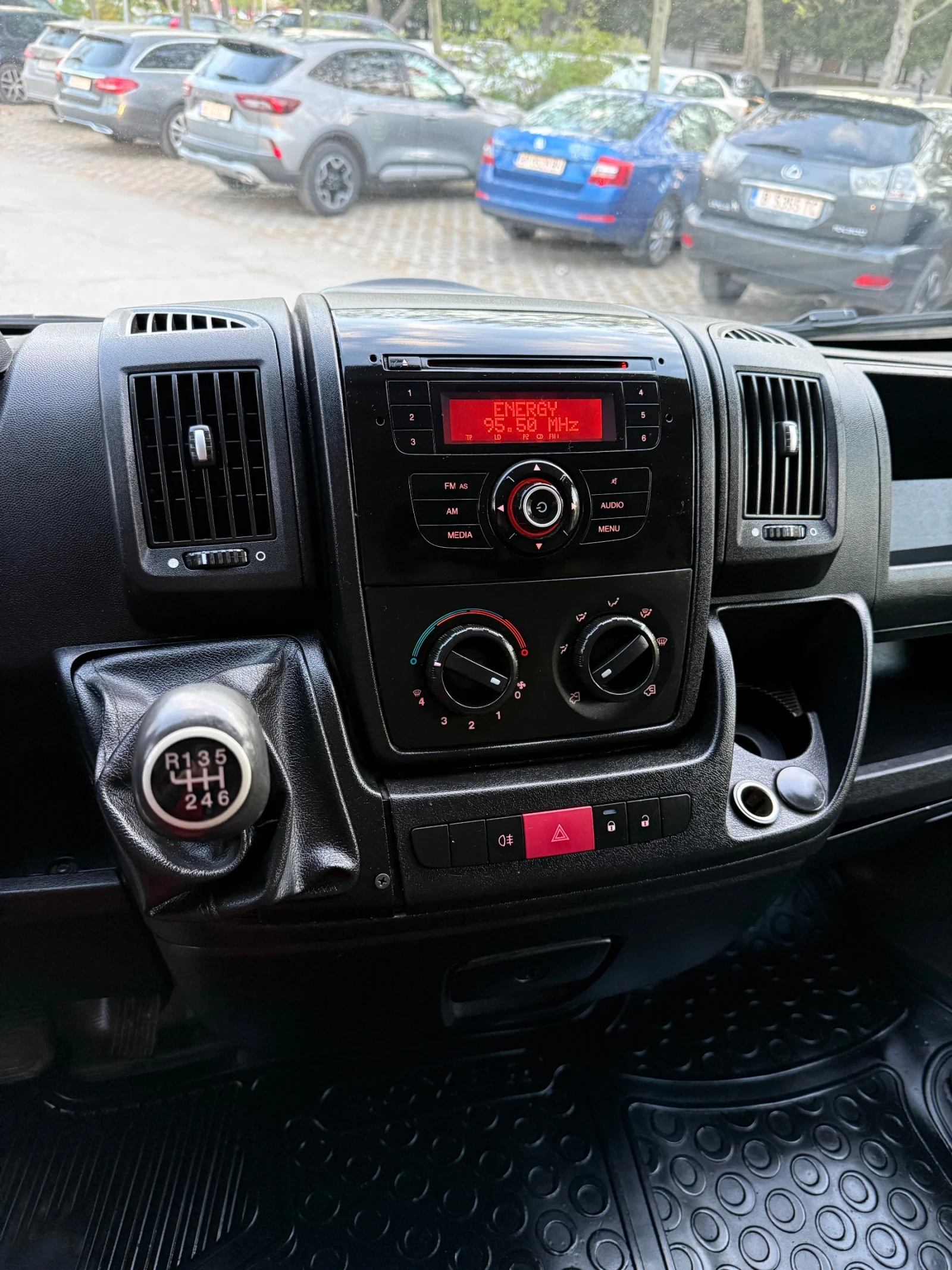 Peugeot Boxer 2.2HDI 131К.С. MAXI БАЗА ЛИЗИНГ, снимка 11 - Бусове и автобуси - 54341222