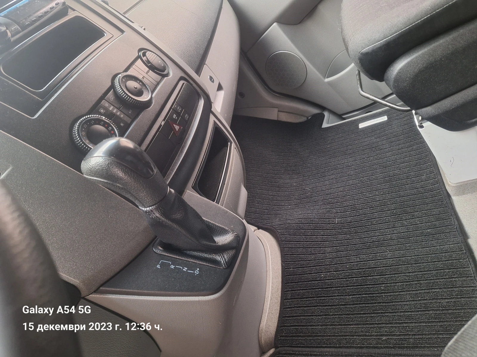 Mercedes-Benz Sprinter 313, снимка 9 - Бусове и автобуси - 56247162