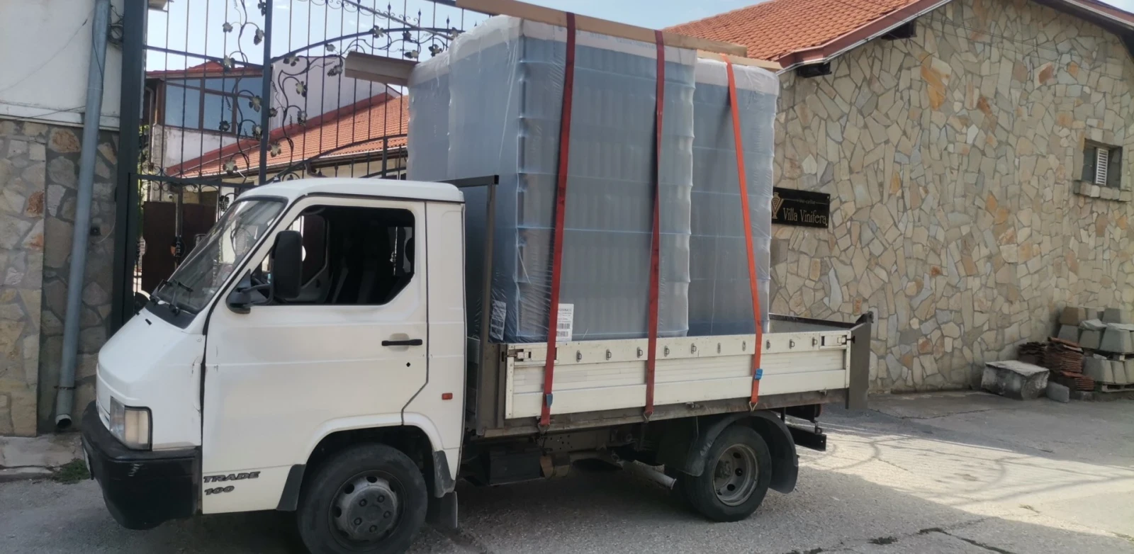 Nissan Trade  - изображение 4