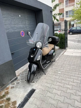  Vespa GTS