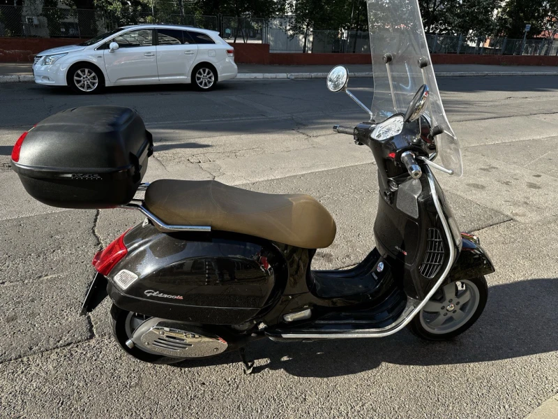 Vespa GTS 300ie, снимка 3 - Мотоциклети и мототехника - 49246151