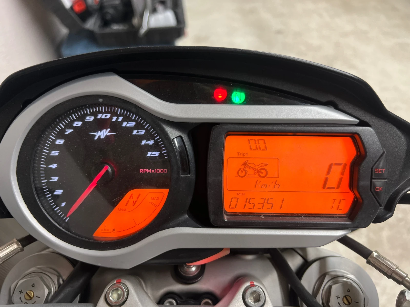 MV Agusta Brutale Brutale , снимка 10 - Мотоциклети и мототехника - 54977220