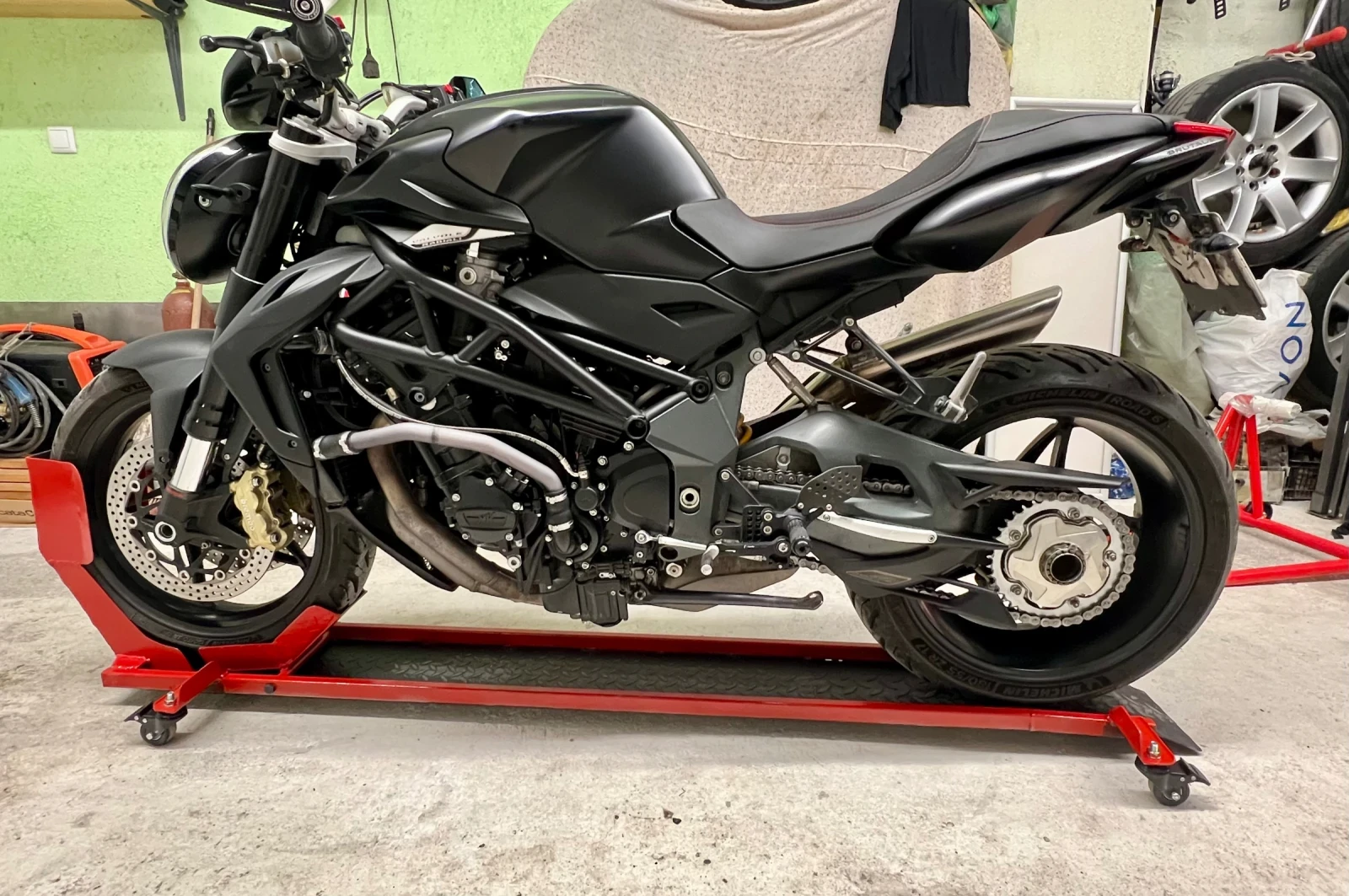 MV Agusta Brutale Brutale , снимка 3 - Мотоциклети и мототехника - 54977220