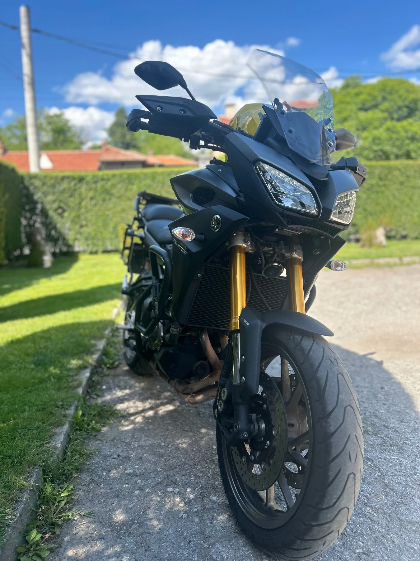 Yamaha Mt-09 TRACER