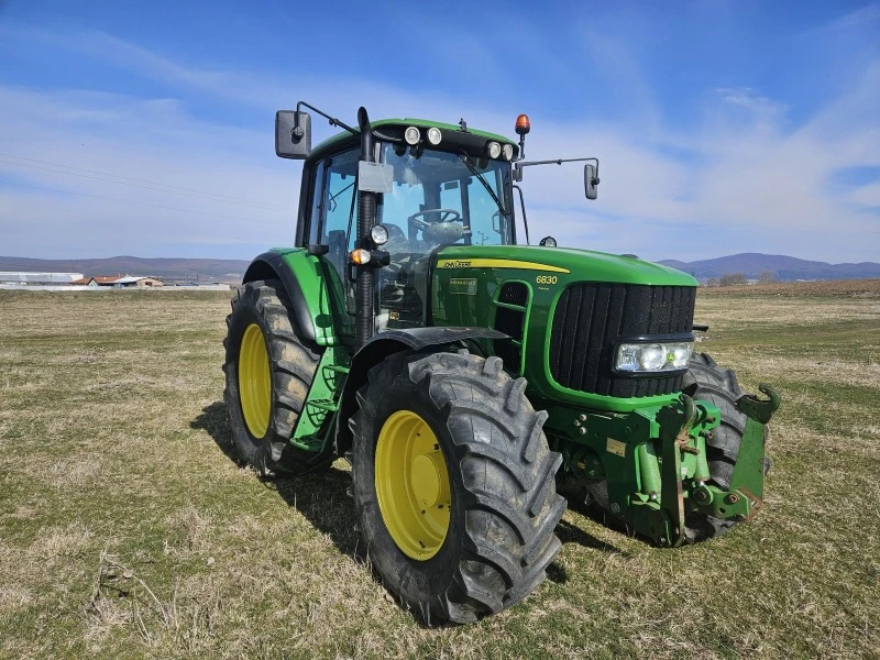 Трактор John Deere 6830 PREMIUM, снимка 6 - Селскостопанска техника - 44526745