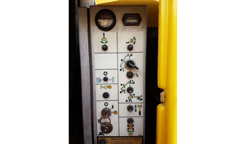 Автовишка Grove A80J  4х4х4, снимка 12 - Индустриална техника - 49529314