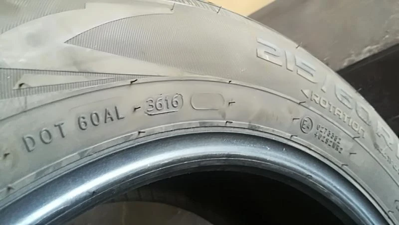 Гуми Зимни 215/60R16, снимка 9 - Гуми и джанти - 25566327