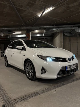 Toyota Auris 1.8 HYBRID, снимка 7