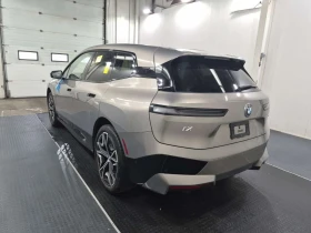 BMW iX  Xdrive40 / 360 / Harman Kardon / Carfax , снимка 6