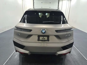 BMW iX  Xdrive40 / 360 / Harman Kardon / Carfax , снимка 17
