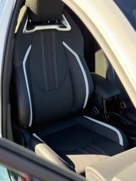 Toyota Corolla 1, 8 GR SPORT - 28200 € / 55154.41 лв. - 30878126 10