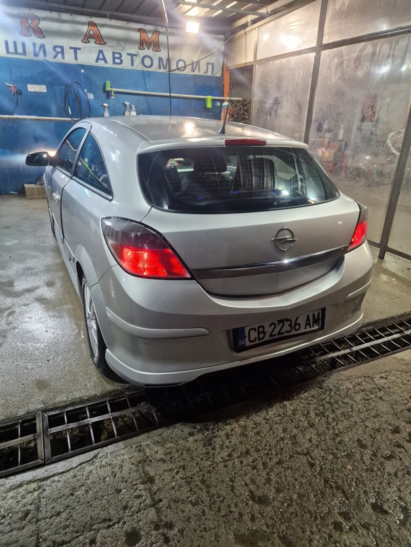 Opel Astra КУПЕ, снимка 3 - Автомобили и джипове - 48240408