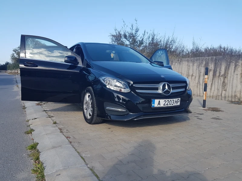 Mercedes-Benz B 180 B-180, снимка 10 - Автомобили и джипове - 51828585