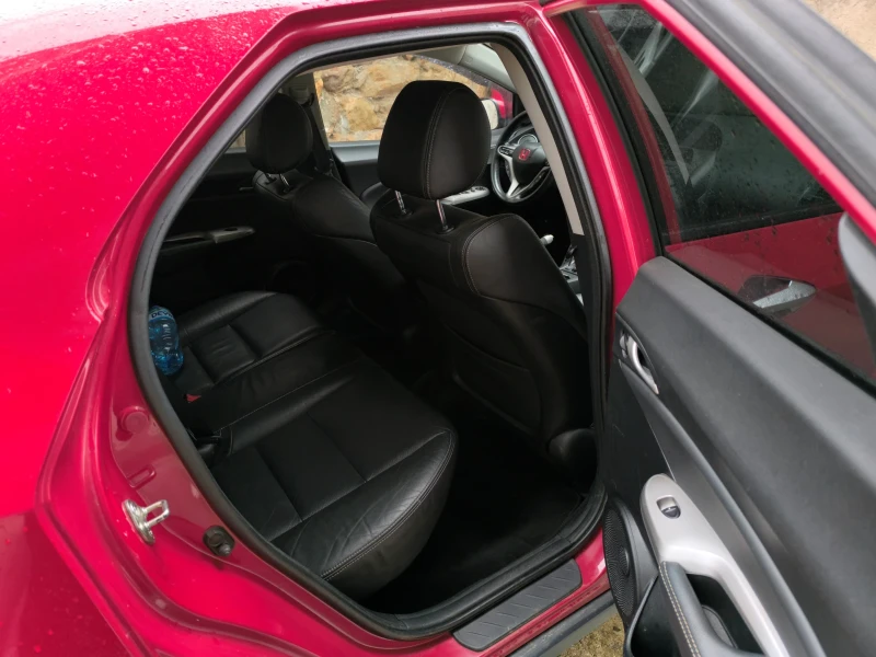 Honda Civic 1.8, снимка 8 - Автомобили и джипове - 50816122