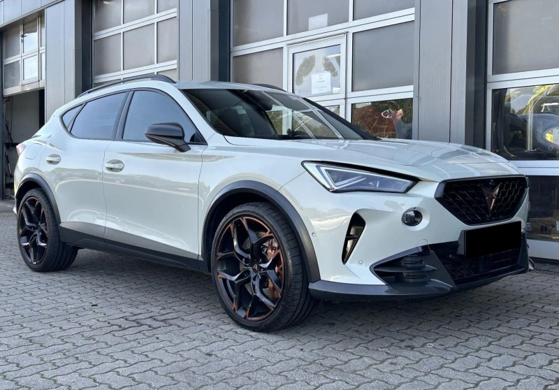 Cupra Formentor VZ5* TAIGA* BREMBO* DISTR* CARBON* MEMORY* 