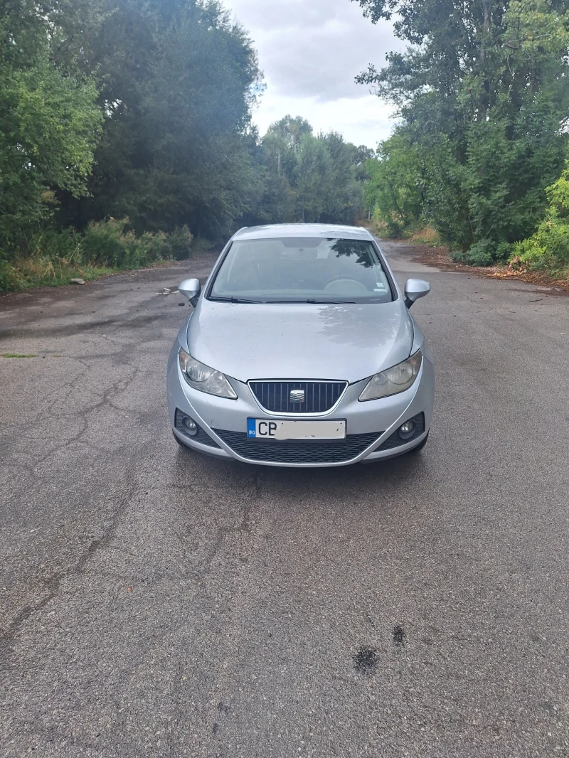 Seat Ibiza 1.2i, снимка 2 - Автомобили и джипове - 51569644
