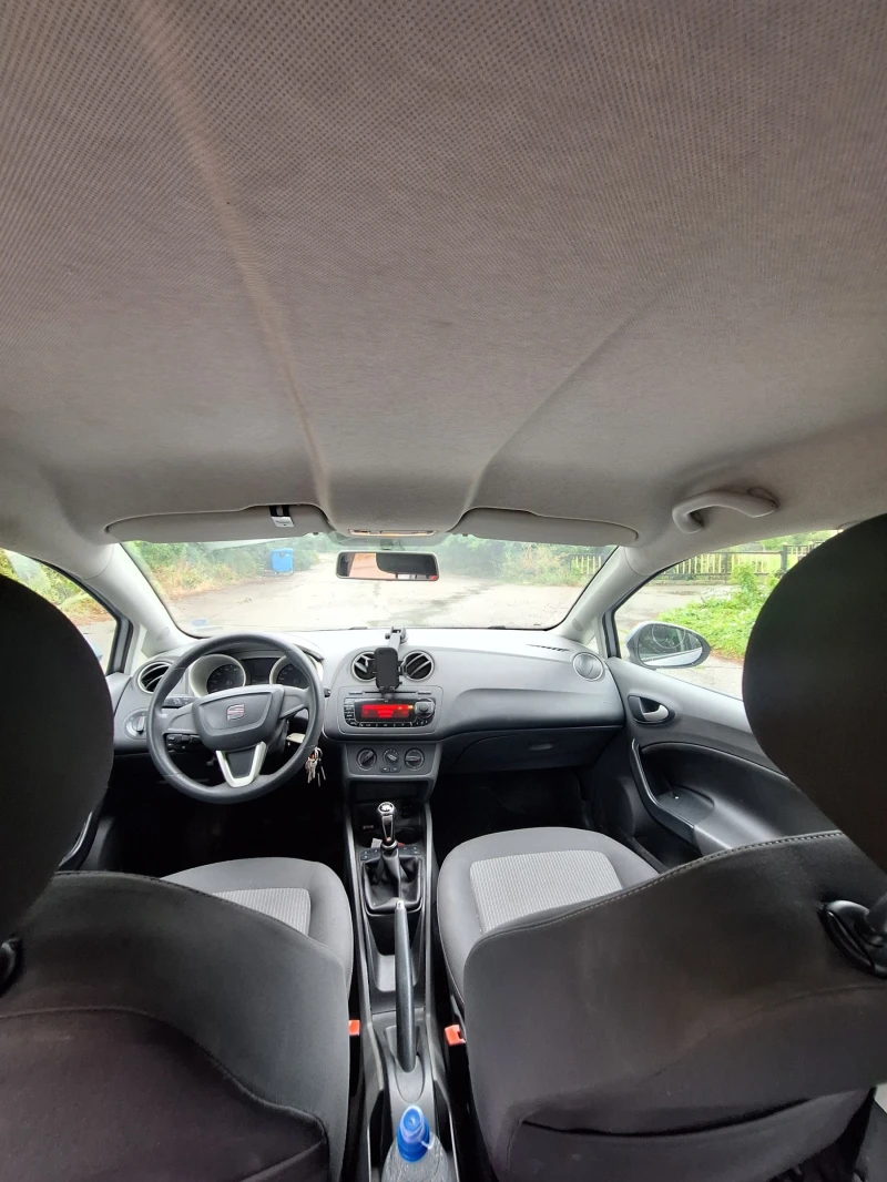 Seat Ibiza 1.2i, снимка 10 - Автомобили и джипове - 51569644