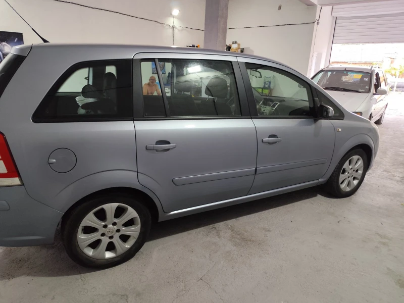 Opel Zafira CDTI, снимка 5 - Автомобили и джипове - 52170501