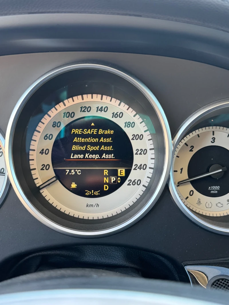 Mercedes-Benz CLS 350, снимка 15 - Автомобили и джипове - 52771802