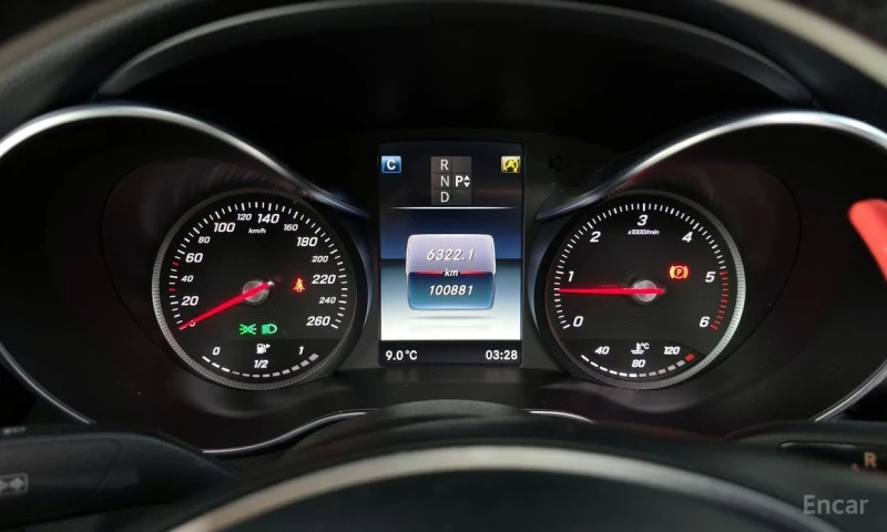 Mercedes-Benz C 220, снимка 8 - Автомобили и джипове - 53057858