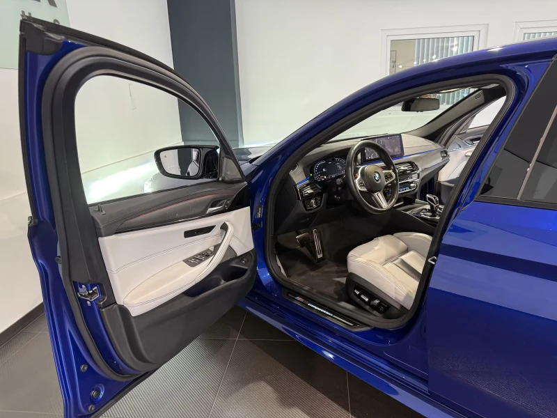 BMW M5 COMPETITION/625HP/KERAMIK/xDRIVE/HUD360/LASER/931v, снимка 8 - Автомобили и джипове - 53444655