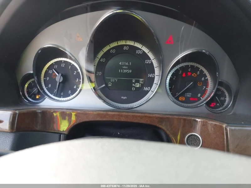 Mercedes-Benz E 350 3.5l 4Matic, снимка 7 - Автомобили и джипове - 53577298